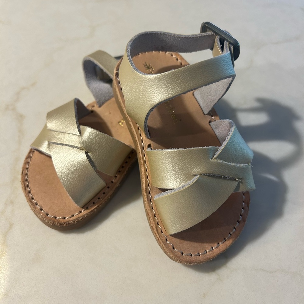 Freshly Picked toddler/infant gold sandals. Never worn and perfect condition.